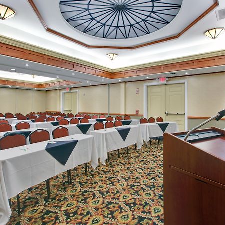 Holiday Inn South Burlington, An Ihg Hotel Ngoại thất bức ảnh